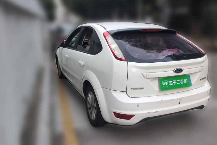 Used Ford Focus 2013 Hatchback Classic 1.8L Automatic Base Model Rear Left 45 Deg