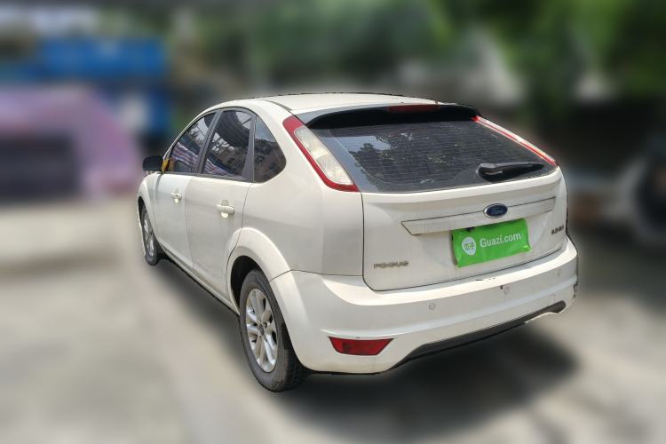 Used Ford Focus 2013 Hatchback Classic 1.8L Automatic Millionth Anniversary Edition Rear Left 45 Deg