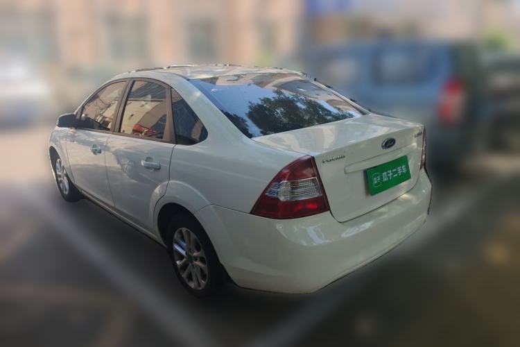 Used Ford Focus 2013 Sedan Classic 1.8L Manual Base Model Rear Left 45 Deg
