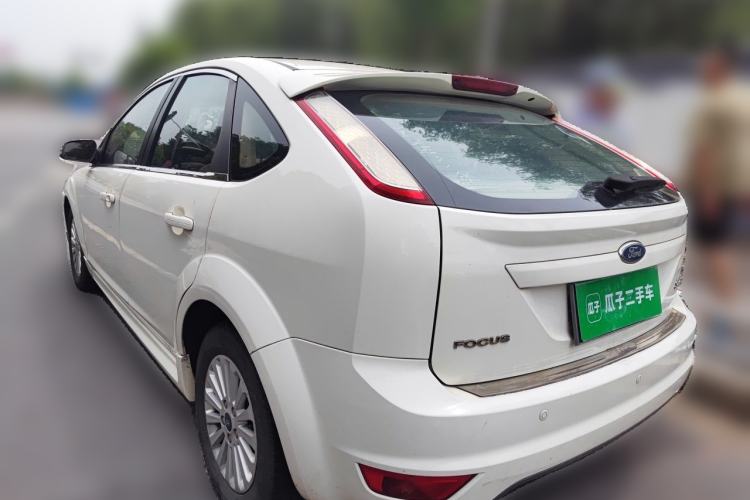 Used Ford Focus 2013 Hatchback Classic 1.8L Manual Fashion Edition Rear Left 45 Deg