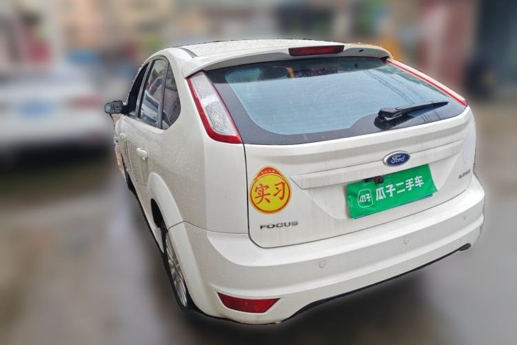 Used Ford Focus 2013 Hatchback Classic 1.8L Automatic Base Model Rear Left 45 Deg