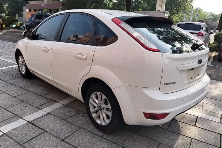Used Ford Focus 2013 Hatchback Classic 1.8L Automatic Millionth Anniversary Edition Rear Left 45 Deg