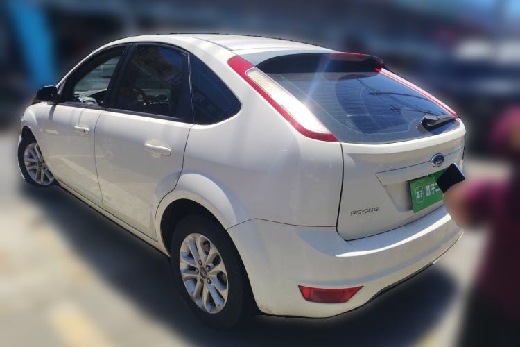Used Ford Focus 2013 Hatchback Classic 1.8L Automatic Base Model Rear Left 45 Deg