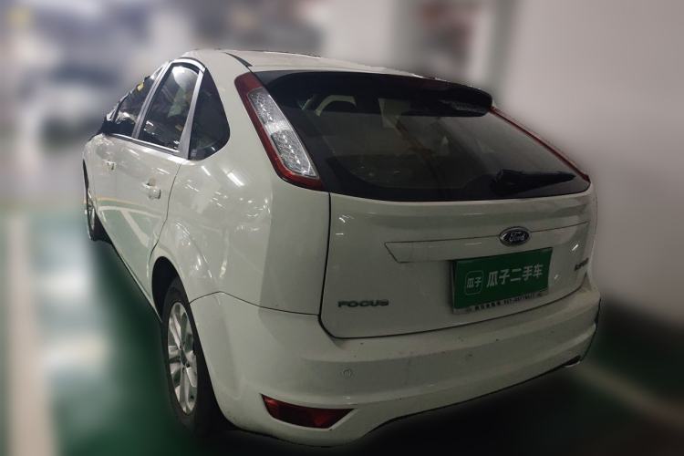 Used Ford Focus 2013 Hatchback Classic 1.8L Automatic Base Model Rear Left 45 Deg