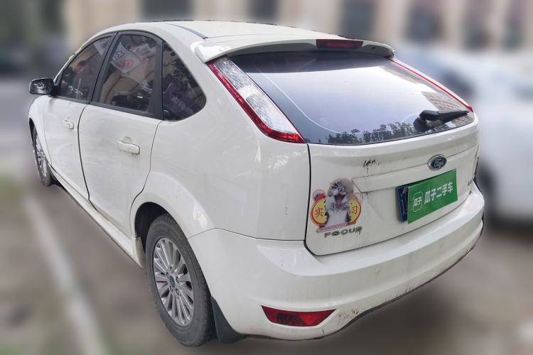 Used Ford Focus 2013 Hatchback Classic 1.8L Automatic Fashion Edition Rear Left 45 Deg