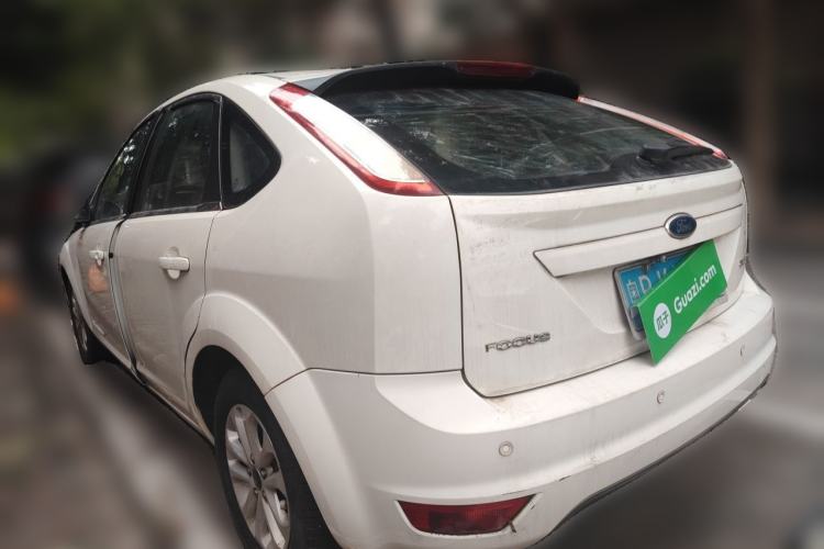 Used Ford Focus 2013 Hatchback Classic 1.8L Automatic Base Model Rear Left 45 Deg
