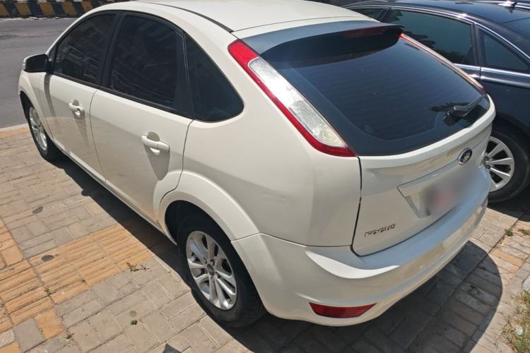 Used Ford Focus 2013 Hatchback Classic 1.8L Automatic Base Model Rear Left 45 Deg