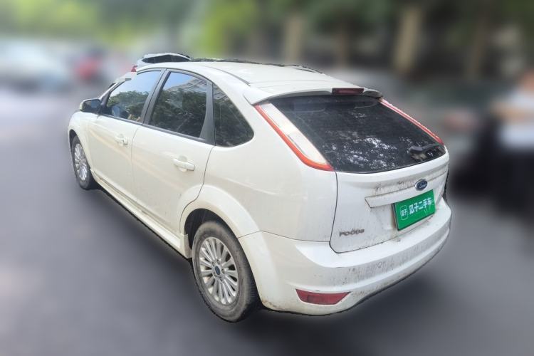 Used Ford Focus 2013 Hatchback Classic 1.8L Automatic Fashion Edition Rear Left 45 Deg