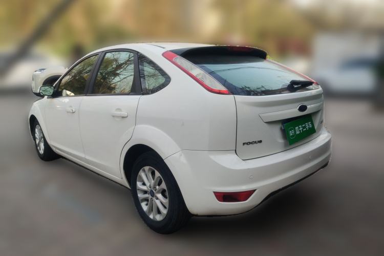 Used Ford Focus 2013 Hatchback Classic 1.8L Automatic Base Model Rear Left 45 Deg