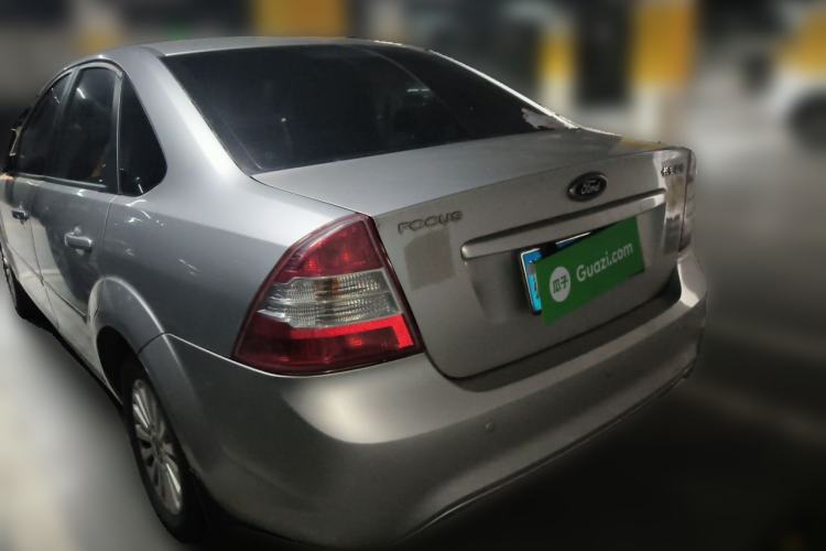Used Ford Focus 2013 Sedan Classic 1.8L Manual Fashion Edition Rear Left 45 Deg
