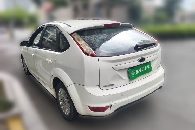 Used Ford Focus 2013 Hatchback Classic 1.8L Automatic Fashion Edition Rear Left 45 Deg