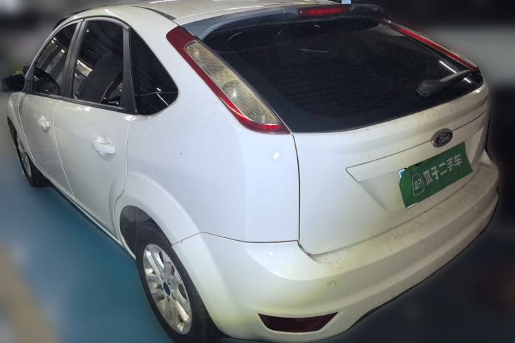Used Ford Focus 2013 Hatchback Classic 1.8L Automatic Base Model Rear Left 45 Deg