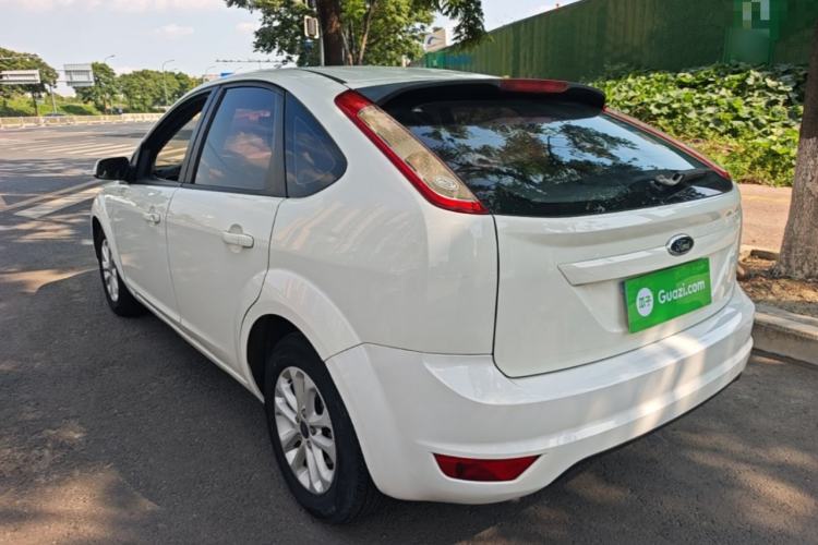 Used Ford Focus 2013 Hatchback Classic 1.8L Manual Base Model Rear Left 45 Deg