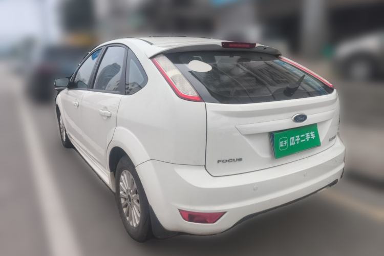 Used Ford Focus 2013 Hatchback Classic 1.8L Automatic Fashion Edition Rear Left 45 Deg