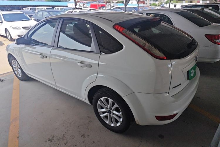Used Ford Focus 2013 Hatchback Classic 1.8L Manual Base Model Rear Left 45 Deg