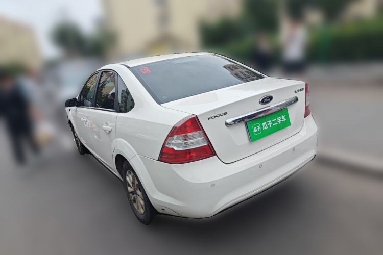 Used Ford Focus 2013 Sedan Classic 1.8L Manual Base Model Rear Left 45 Deg