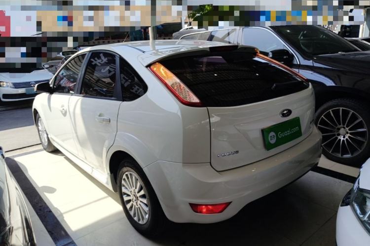 Used Ford Focus 2013 Hatchback Classic 1.8L Automatic Fashion Edition Rear Left 45 Deg