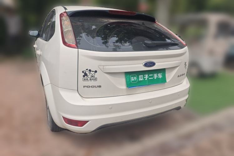 Used Ford Focus 2013 Hatchback Classic 1.8L Automatic Millionth Anniversary Edition Rear Left 45 Deg