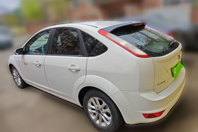 Used Ford Focus 2013 Hatchback Classic 1.8L Automatic Base Model Rear Left 45 Deg