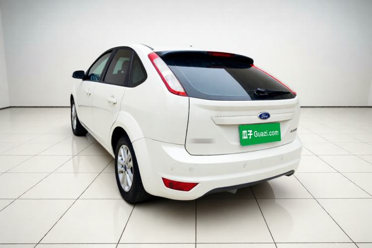 Used Ford Focus 2013 Hatchback Classic 1.8L Automatic Base Model Rear Left 45 Deg