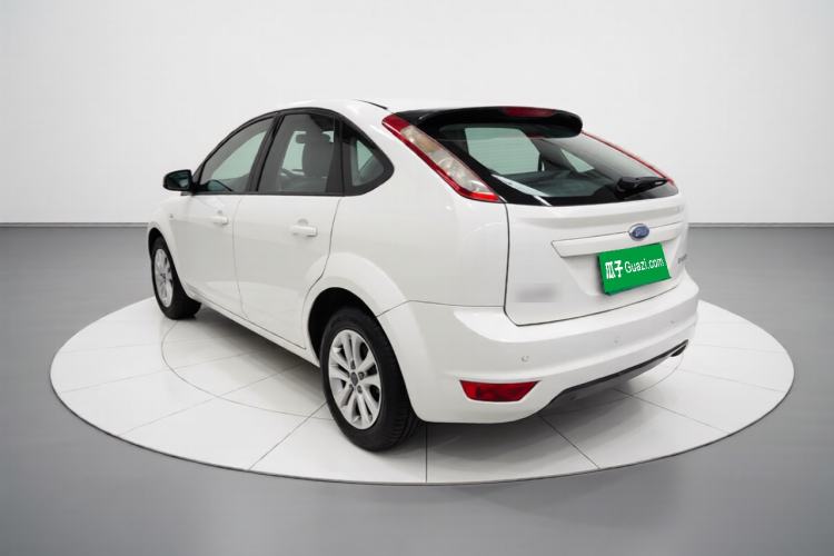 Used Ford Focus 2013 Hatchback Classic 1.8L Automatic Base Model Rear Left 45 Deg