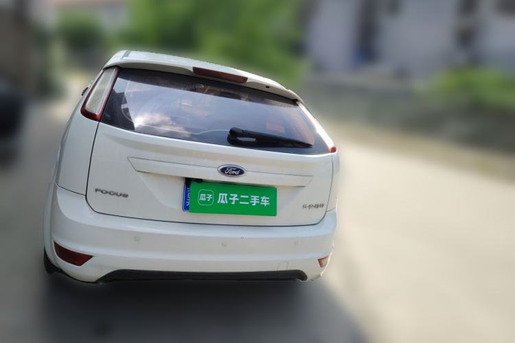 Used Ford Focus 2013 Hatchback Classic 1.8L Automatic Fashion Edition Rear Left 45 Deg
