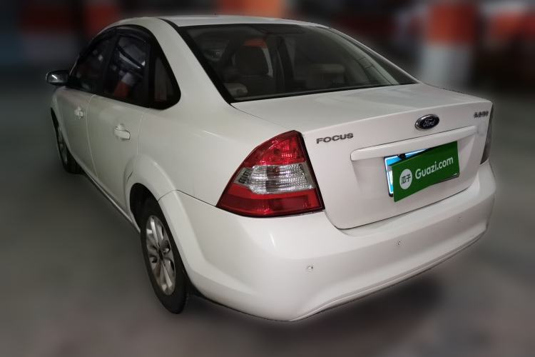 Used Ford Focus 2013 Sedan Classic 1.8L Automatic Base Model Rear Left 45 Deg