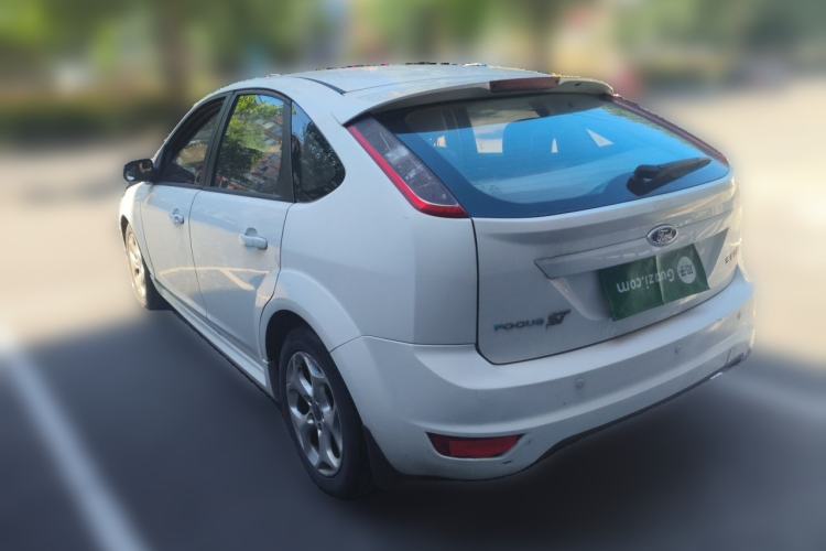 Used Ford Focus 2013 Hatchback Classic 1.8L Manual Fashion Edition Rear Left 45 Deg