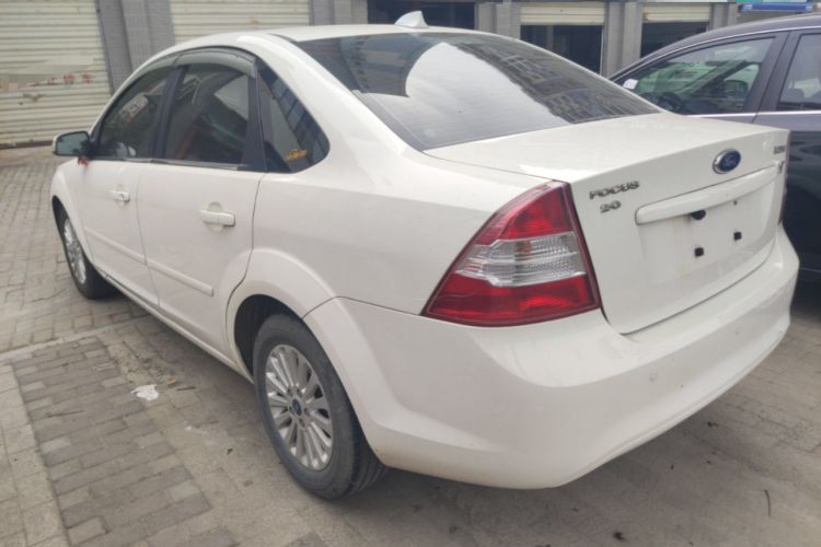 Used Ford Focus 2013 Sedan Classic 1.8L Automatic Fashion Edition Rear Left 45 Deg