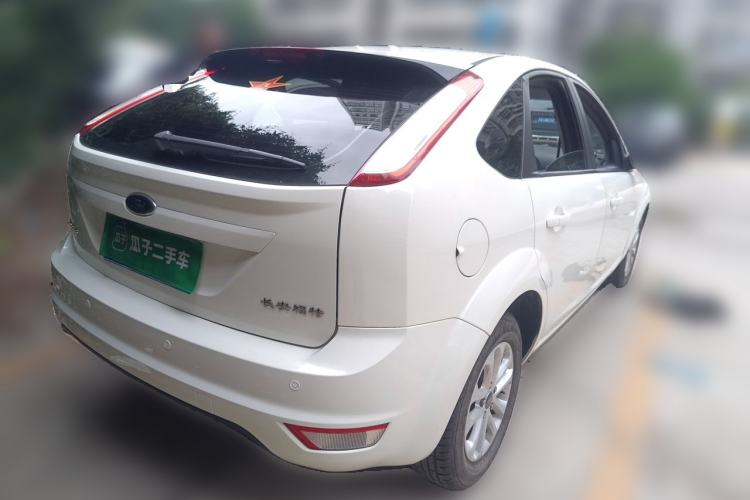 Used Ford Focus 2013 Hatchback Classic 1.8L Automatic Base Model Rear Left 45 Deg