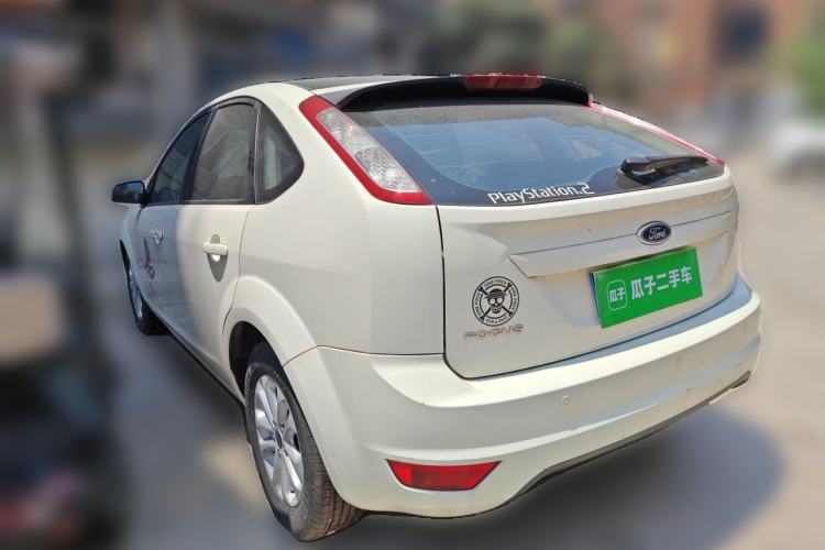 Used Ford Focus 2013 Hatchback Classic 1.8L Automatic Millionth Anniversary Edition Rear Left 45 Deg