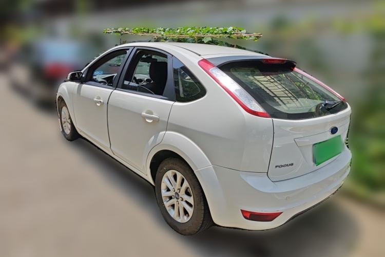 Used Ford Focus 2013 Hatchback Classic 1.8L Automatic Base Model Rear Left 45 Deg