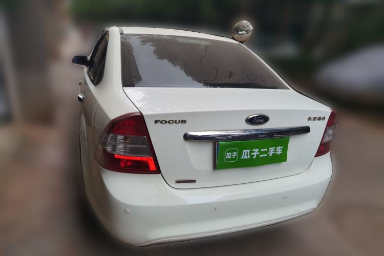 Used Ford Focus 2013 Sedan Classic 1.8L Manual Base Model Rear Left 45 Deg