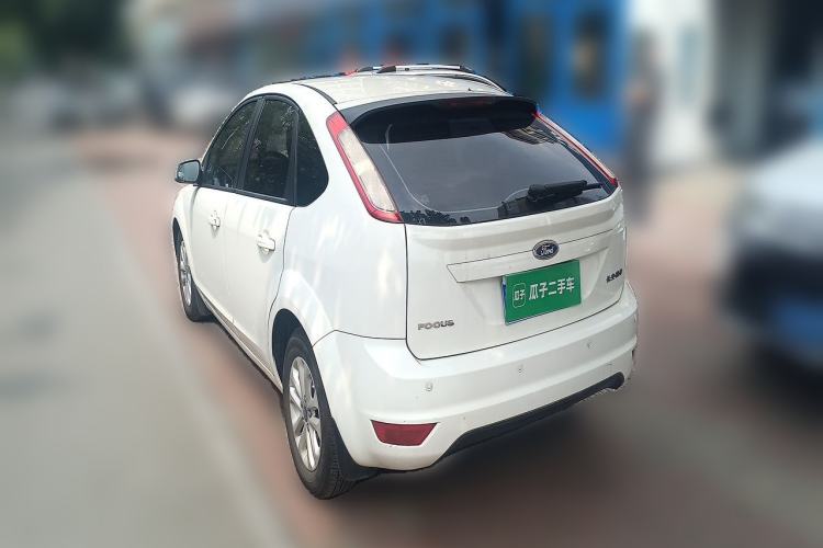 Used Ford Focus 2013 Hatchback Classic 1.8L Automatic Base Model Rear Left 45 Deg