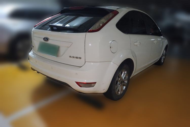Used Ford Focus 2013 Hatchback Classic 1.8L Manual Base Model Rear Right 45 Deg