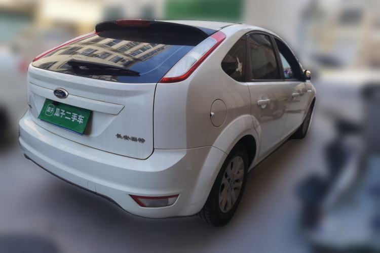 Used Ford Focus 2013 Hatchback Classic 1.8L Manual Base Model Rear Right 45 Deg