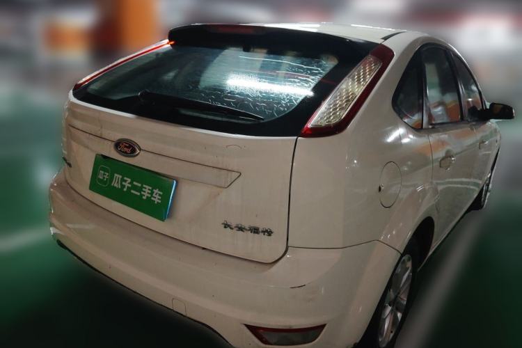 Used Ford Focus 2013 Hatchback Classic 1.8L Automatic Base Model Rear Right 45 Deg