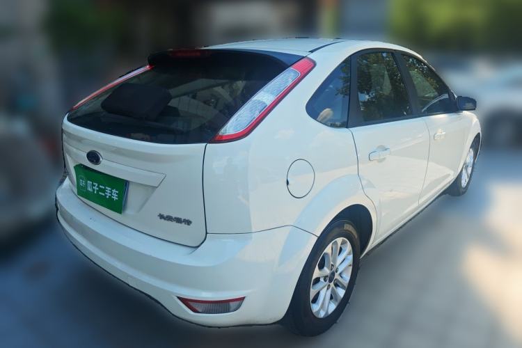 Used Ford Focus 2013 Hatchback Classic 1.8L Automatic Base Model Rear Right 45 Deg