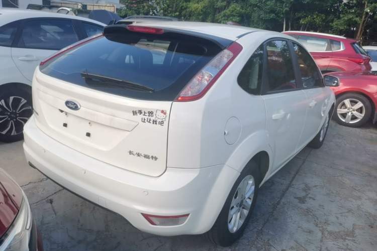 Used Ford Focus 2013 Hatchback Classic 1.8L Automatic Base Model Rear Right 45 Deg