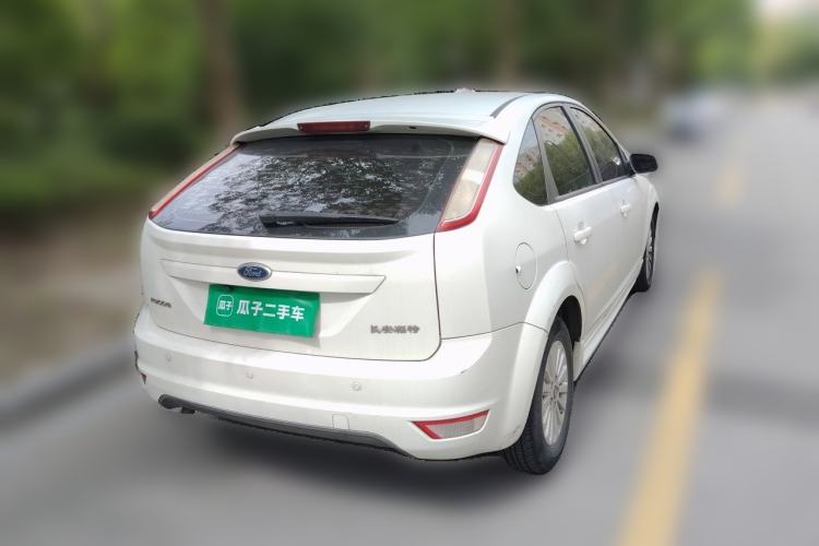 Used Ford Focus 2013 Hatchback Classic 1.8L Automatic Fashion Edition Rear Right 45 Deg