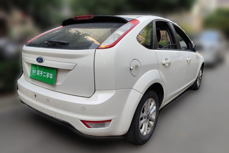 Used Ford Focus 2013 Hatchback Classic 1.8L Automatic Base Model Rear Right 45 Deg