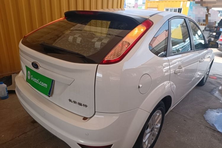 Used Ford Focus 2013 Hatchback Classic 1.8L Automatic Base Model Rear Right 45 Deg