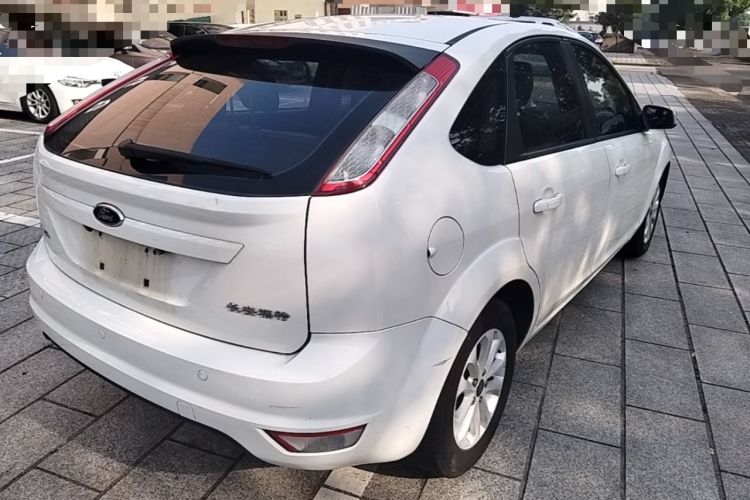 Used Ford Focus 2013 Hatchback Classic 1.8L Automatic Millionth Anniversary Edition Rear Right 45 Deg