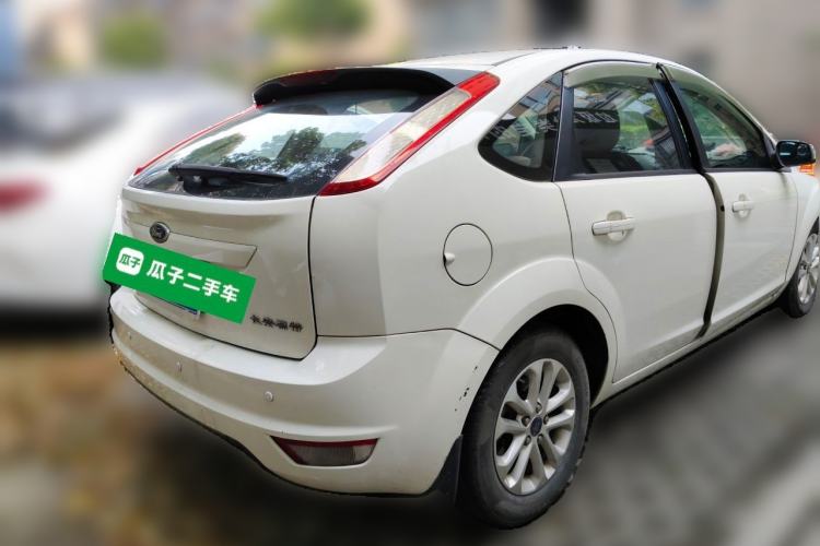 Used Ford Focus 2013 Hatchback Classic 1.8L Automatic Base Model Rear Right 45 Deg