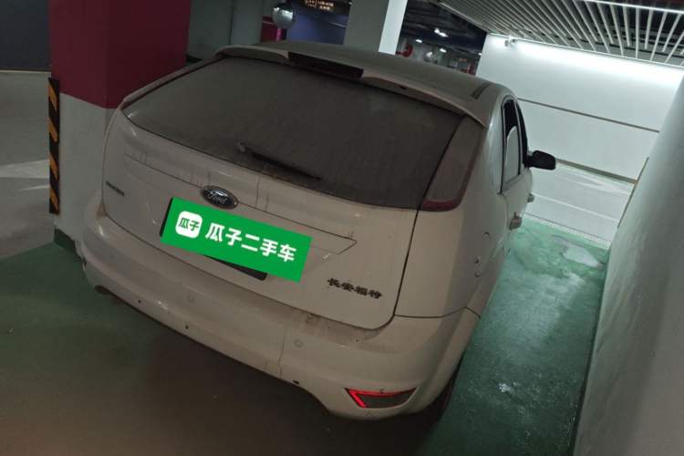 Used Ford Focus 2013 Hatchback Classic 1.8L Automatic Fashion Edition Rear Right 45 Deg