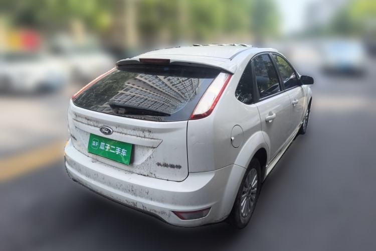 Used Ford Focus 2013 Hatchback Classic 1.8L Automatic Fashion Edition Rear Right 45 Deg