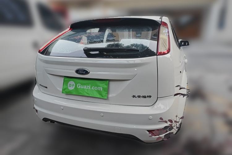 Used Ford Focus 2013 Hatchback Classic 1.8L Manual Base Model Rear Right 45 Deg