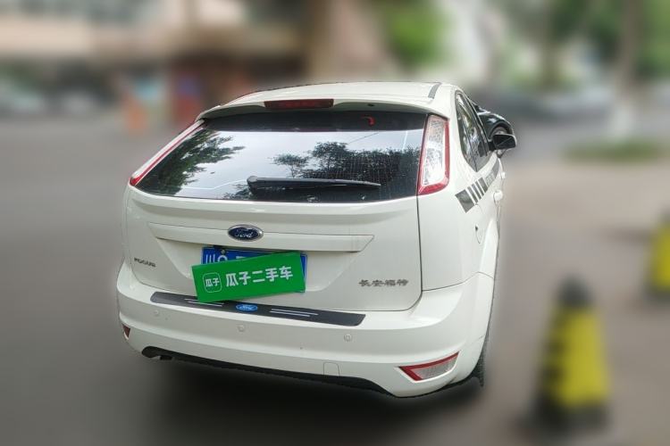 Used Ford Focus 2013 Hatchback Classic 1.8L Manual Fashion Edition Rear Right 45 Deg