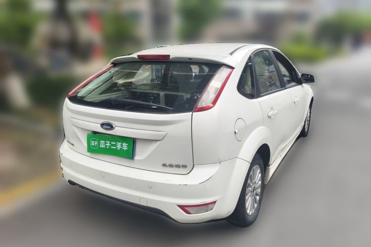 Used Ford Focus 2013 Hatchback Classic 1.8L Automatic Fashion Edition Rear Right 45 Deg