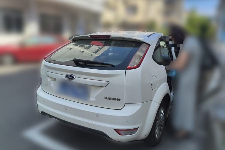 Used Ford Focus 2013 Hatchback Classic 1.8L Automatic Fashion Edition Rear Right 45 Deg